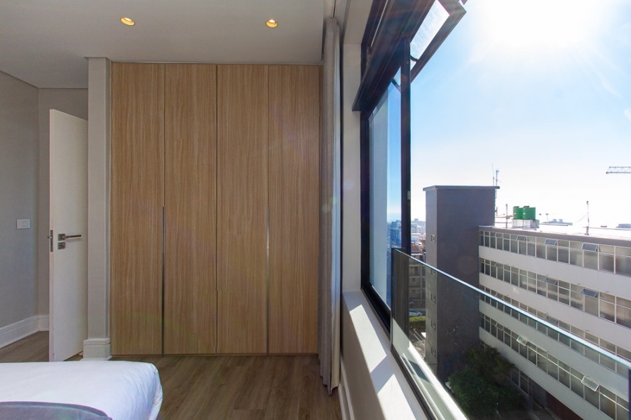 2 Bedroom Property for Sale in Sea Point Western Cape